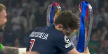 Kvaratskhelia abbraccia la Champions: il bellissimo gesto che non è passato inosservato