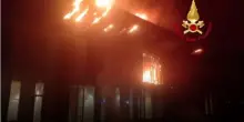 Paura per un incendio al Viola Park: quattro persone in ospedale