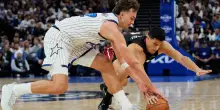 Nba, Fontecchio non basta a Miami. Wembanyama torna dopo 8 mesi e trascina San Antonio