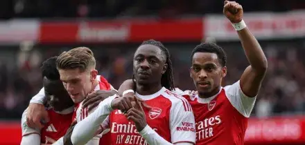 Premier League: l'Arsenal continua a volare, Guardiola battuto dall'Aston Villa