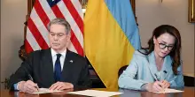 Ucraina-Usa, firmato l’accordo sulle terre rare