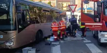 Travolto da bus in monopattino: era al suo primo giorno di lavoro