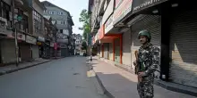 India, scontri con Pakistan lungo confine in Kashmir: 13 civili uccisi