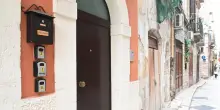 Fabri: «Meno sicurezza con il self check-in negli affitti brevi»