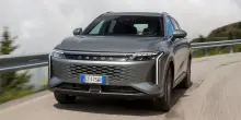 Omoda 9, la prova su strada dell’ammiraglia Super Hybrid da oltre 1.100 chilometri di autonomia