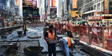 Usa: posti di lavoro a maggio +139.000, sopra stime, disoccupazione stabile al 4,2%
