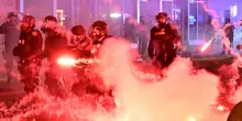 Da New York a Dallas, si allarga la protesta contro l’arresto dei migranti. A Los Angeles mobilitati 700 marines