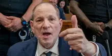 Weinstein colpevole di aggressione, stallo sullo stupro