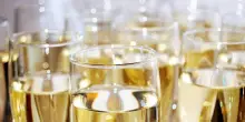 Bollicine, la differenza tra Metodo Classico e Charmat spiegata in parole semplici