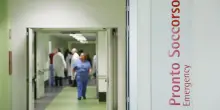 Sanità, firmato il contratto: aumenti medi da 172 euro (516 nei Pronto soccorso)