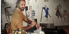Londra rende omaggio a Gianni Versace con una grande mostra