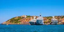 Cresce la presenza di superyacht in Gallura