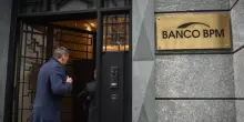 Unicredit ritira l’offerta su Banco Bpm: «Golden Power impedisce il dialogo con gli azionisti»