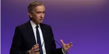 Lvmh, ricavi in calo del 4% e utile del 22%