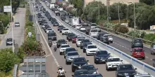 Parte l’esodo estivo, tre giorni di bollino rosso nel weekend. Anas sospende l’80% dei cantieri