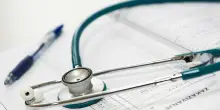 Medicina, 54mila iscritti al semestre aperto