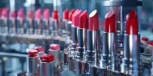 Export motore della cosmetica: nel 2026 supererà i 9,4 miliardi di euro (+10%). Pesa l’accordo Usa-Ue sui dazi