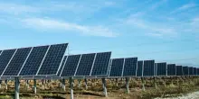 Solare, rallentamento in Italia nel primo semestre 2025