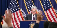 Trump: «Per la guida della Fed in corsa due o tre nomi»