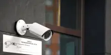 Scovato portale che vende registrazioni audiovideo catturate da oltre 2mila videocamere in case, centri estetici e studi medici