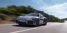 Porsche 911 Turbo S, la più potente di sempre è ibrida