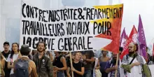 Proteste in Francia, oltre 200 arresti negli scontri tra manifestanti e polizia