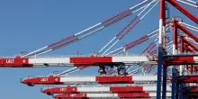 Farmaci e navi rilanciano l’export