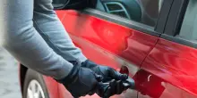Furti d’auto, per combatterli Forza Italia punta su un’aggravante specifica