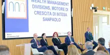 Intesa wealth management, in gestione oltre 900 miliardi
