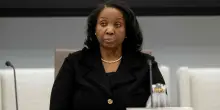 La Corte Suprema lascia per ora Lisa Cook alla Fed