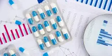 Dazi, slittano tariffe Usa del 100% sui farmaci. Trump attacca Cina: danneggia nostri coltivatori soia