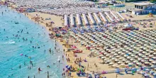 Gli arrivi dall’estero salvano la stagione estiva in Romagna
