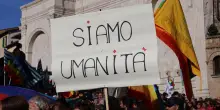 Marcia della pace, un fiume di gente come solo nel 2001. Parolin: giustizia per tutti i popoli