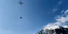 Così i droni riforniscono i rifugi alpini