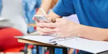 L’uso dell’Ai danneggia lo studio, ma è anche una opportunità: lo studio di Oxford