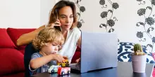 Manovra, dalle assunzioni ai congedi parentali: ecco le novità per le mamme