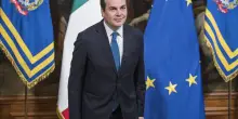 Parla Enzo Amendola: "Meloni fa politica estera in smart working. Tajani permaloso. L'asse con Merz? E' da stiro"