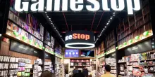 GameStop acquista 4.710 bitcoin per mezzo miliardo di dollari e accende il rally a Wall Street