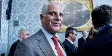 Unicredit, Orcel conferma la scalata: saliremo al 30% di Commerzbank entro l’anno. Avanti con l’opa anche con il governo tedesco contro