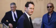 L’auto fa male a John Elkann: Ferrari e Stellantis affondano in borsa ed Exor brucia 3 miliardi di Nav in due giorni