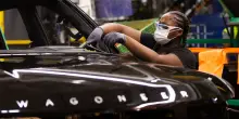 Stellantis ferma la produzione Jeep negli Usa: carenza di alluminio dopo l’incendio al fornitore Novelis