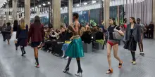 Prada batte le attese, ricavi a 1,34 miliardi (+13%) nel primo trimestre. Miu Miu a +60%