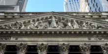 La diretta da Wall Street | Borse Usa vanno in parità. E Trump definisce Powell «molto stupido»
