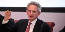 Mps-Mediobanca, scontro sulla soglia. Siena al lavoro per il livello minimo di adesioni all’ops e Nagel scrive alla Consob