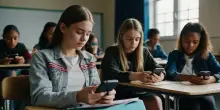 Scuole superiori, stop ai cellulari: ecco le nuove regole