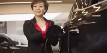 Byd punta sull’Europa con investimenti per 20 miliardi. E dice che la guerra dei prezzi in Cina non è sostenibile