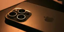 Apple, chiusura record a Wall Street dopo le vendite record di iPhone 17 in Usa e Cina