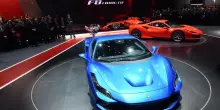 Ferrari quasi come Hermès ma con più potenziale in borsa: 484 euro il target price di Berenberg