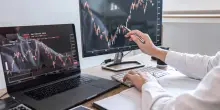 Portafoglio, ecco le cinque azioni e i cinque Etf preferiti dai piccoli investitori italiani