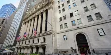 Le azioni Usa sono più care ora che durante la bolla delle dot-com: quali rischi per l’S&P 500?